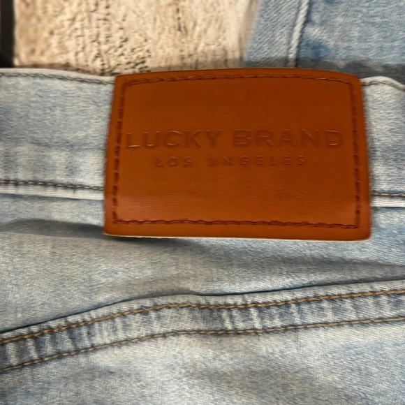 Lucky 🍀 Brand skinny Jeans 2/26A - Picture 4 of 5